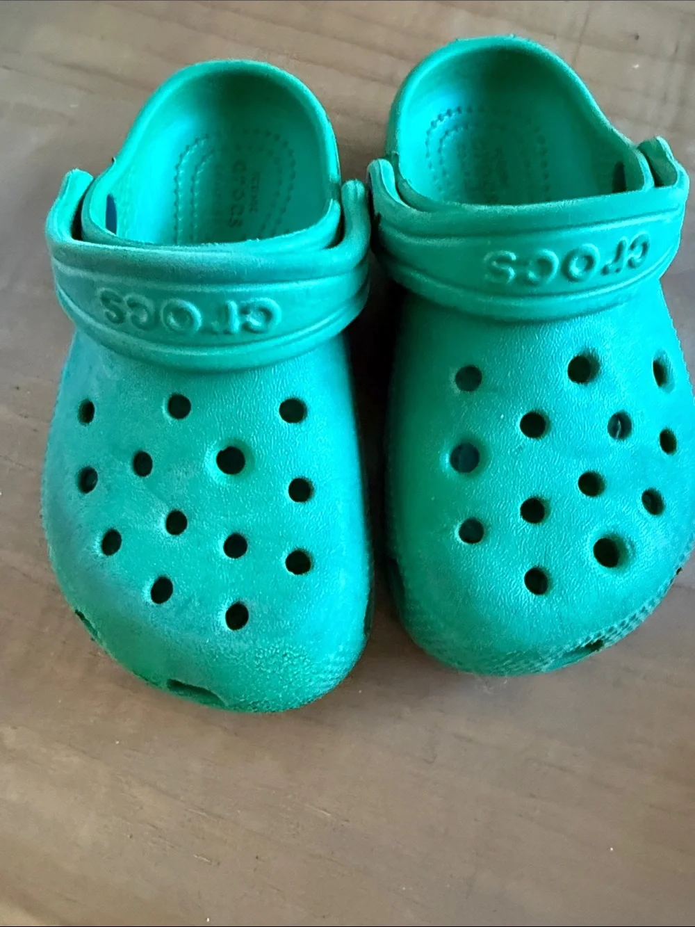 CROCS Kids Water Clogs in Bright Green